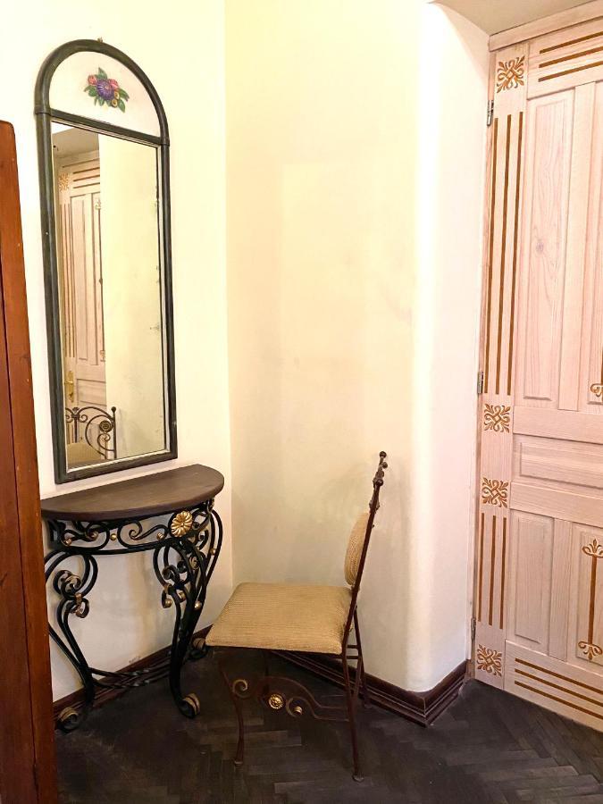 Квартира В Центрі На Вулиці Валова 21 Lviv Exterior foto