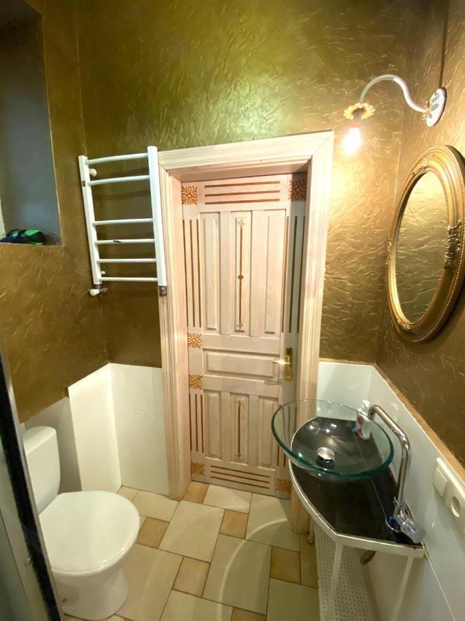 Квартира В Центрі На Вулиці Валова 21 Lviv Exterior foto
