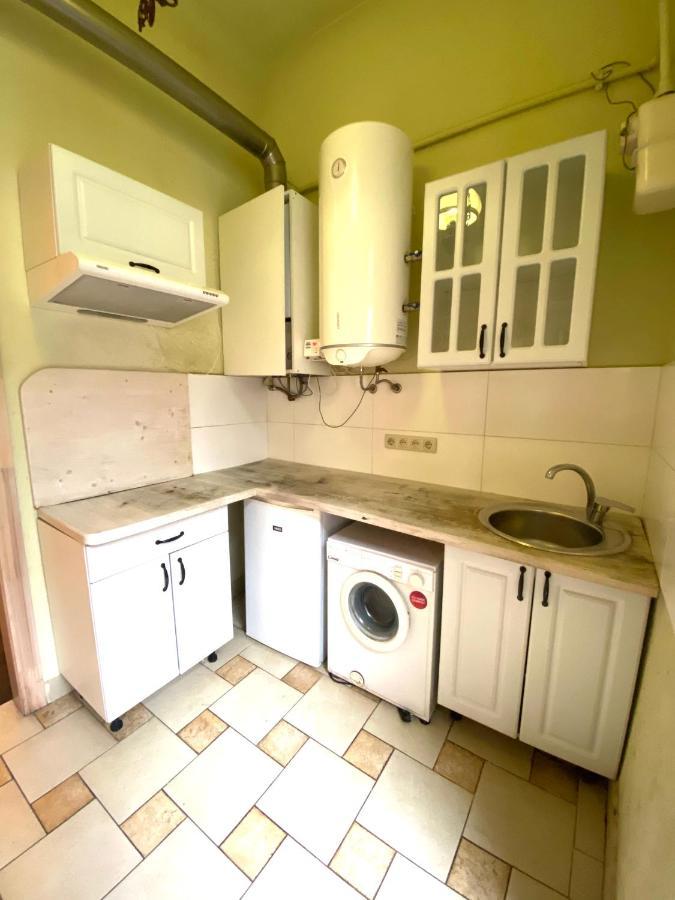 Квартира В Центрі На Вулиці Валова 21 Lviv Exterior foto